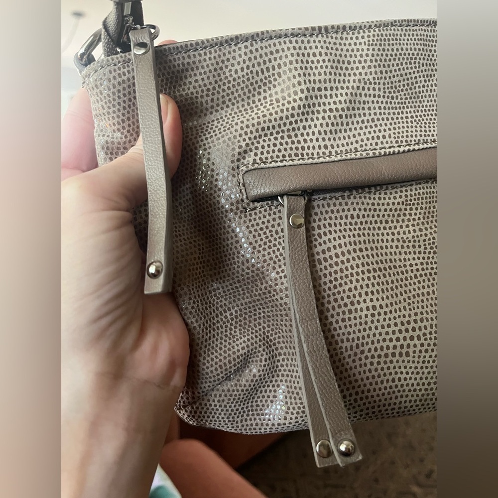Chez Taupe Leather Clutch - snakeskin print - Picture 3 of 6